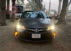 تۆیۆتا کامری